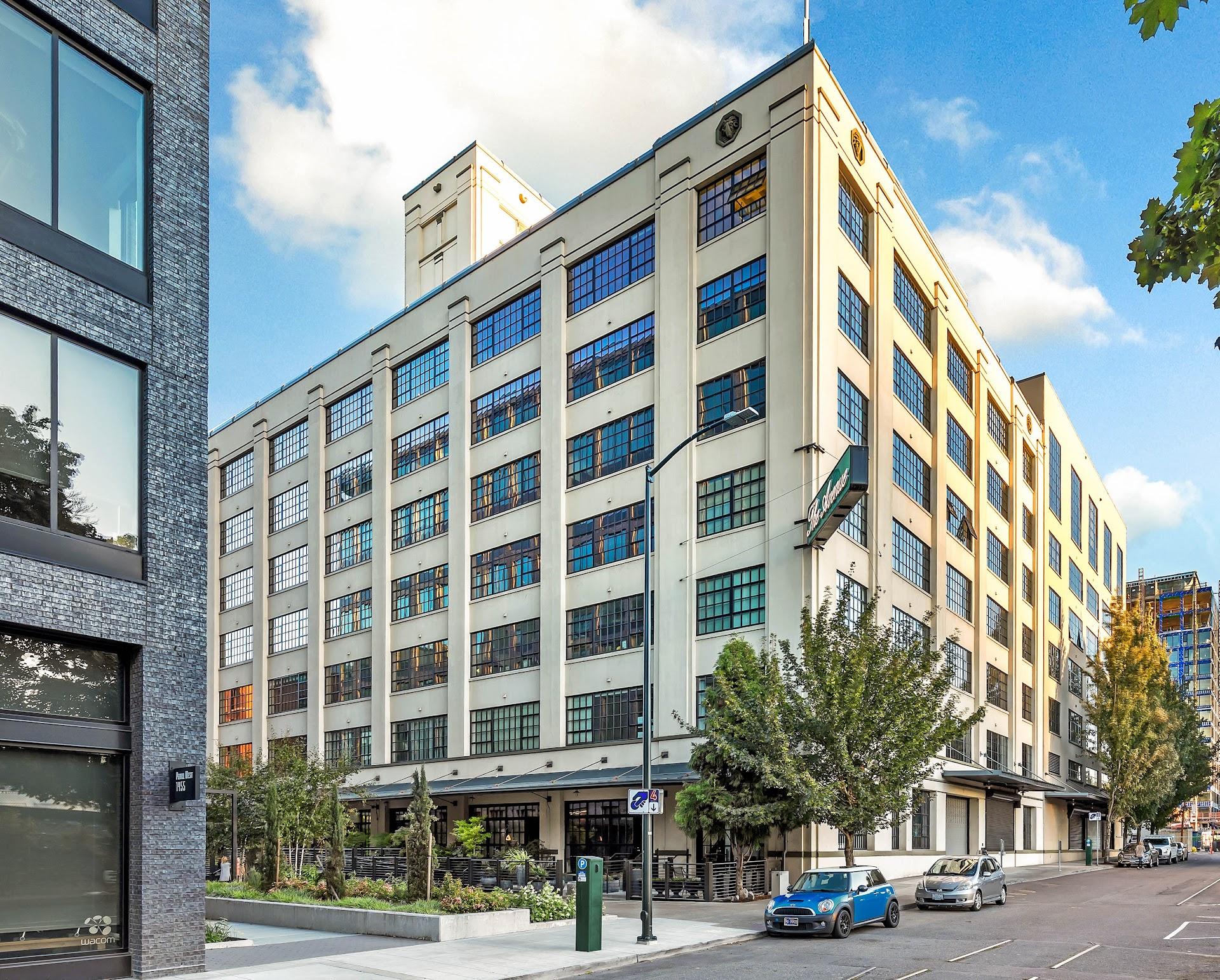Avenue Lofts building exterior